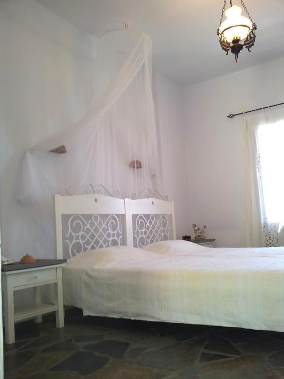 Ostria Studios Platis Gialos  Kamer foto