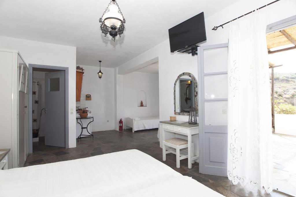 Ostria Studios Platis Gialos  Buitenkant foto