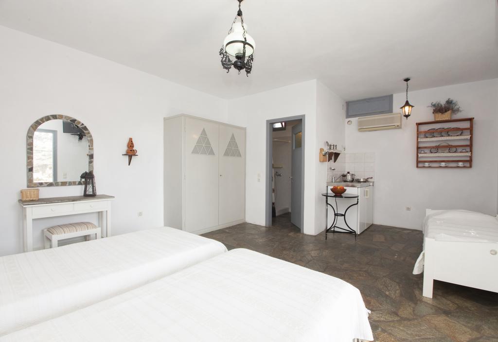 Ostria Studios Platis Gialos  Buitenkant foto